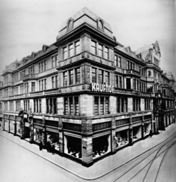 Kaufhofgebäude vor 1942